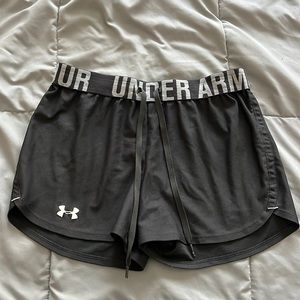 Under Armour athletic shorts size XS
